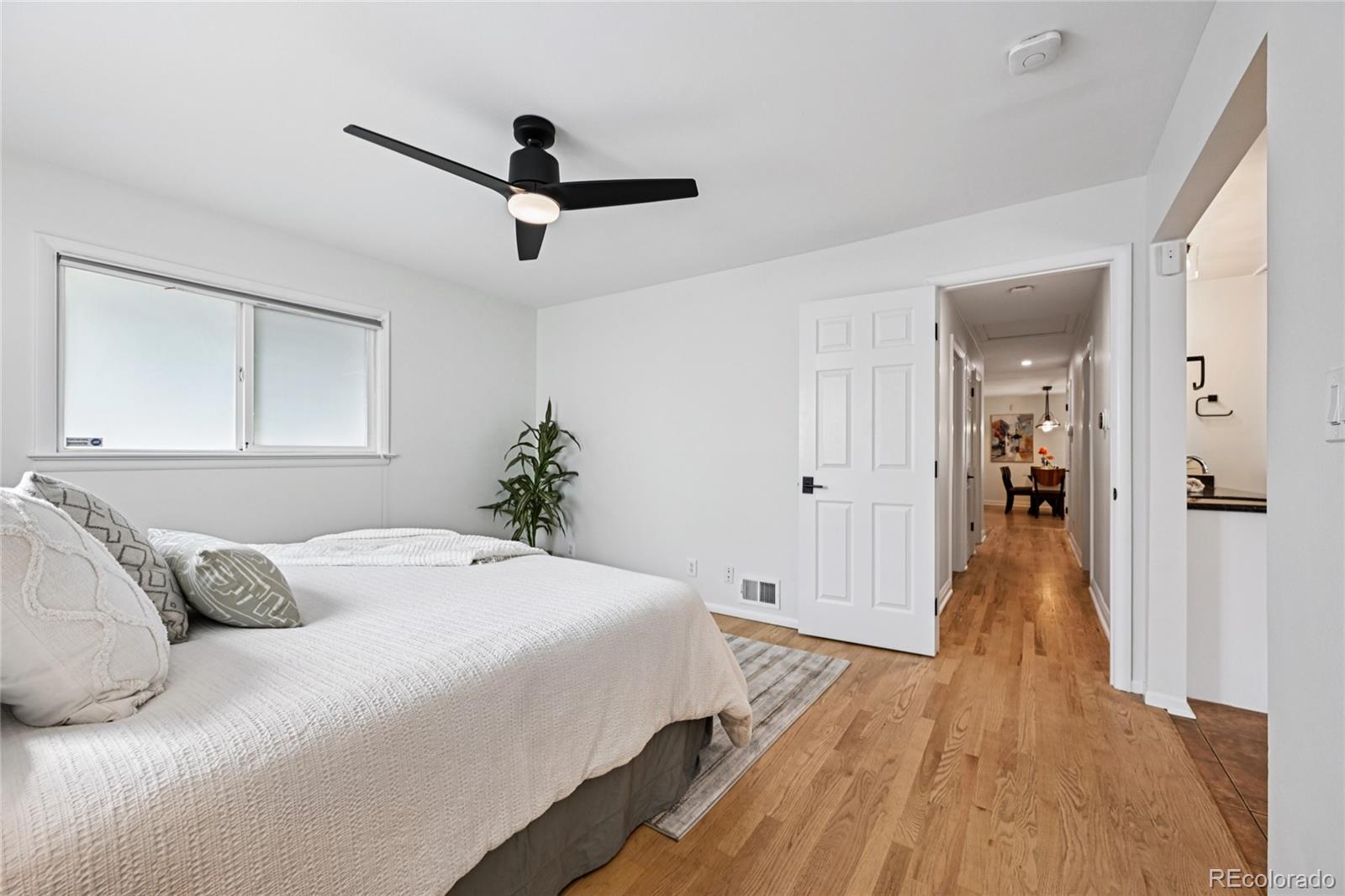 MLS Image #19 for 2201 e floyd avenue,englewood, Colorado