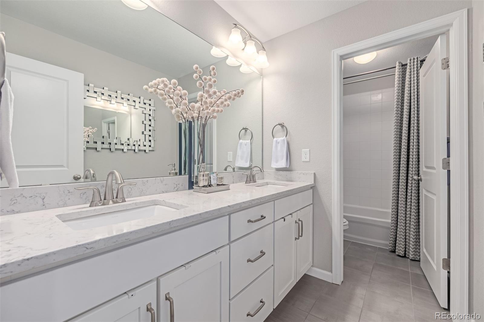 MLS Image #39 for 26654 e indore avenue,aurora, Colorado