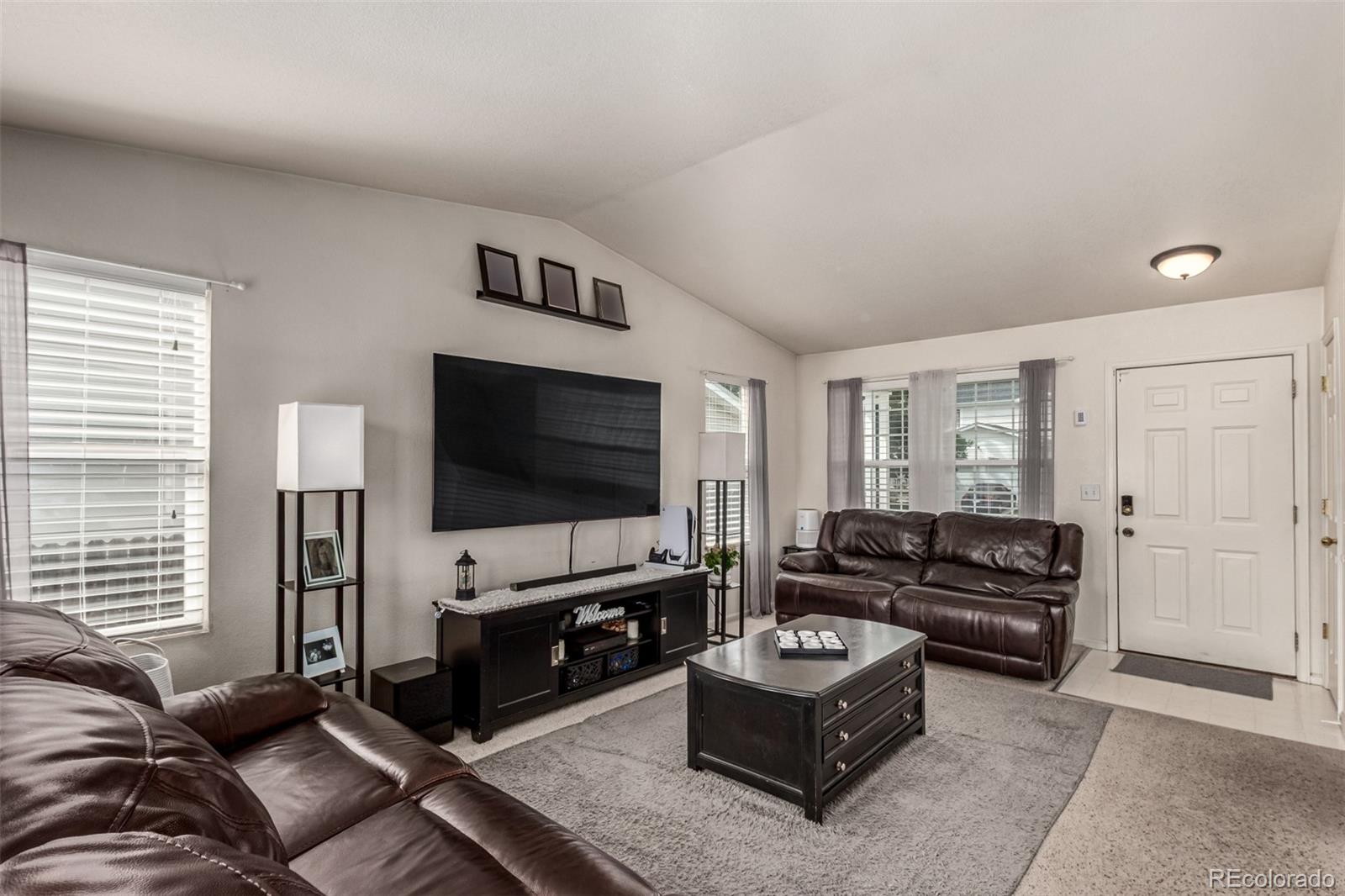 MLS Image #7 for 2039  espana way,aurora, Colorado