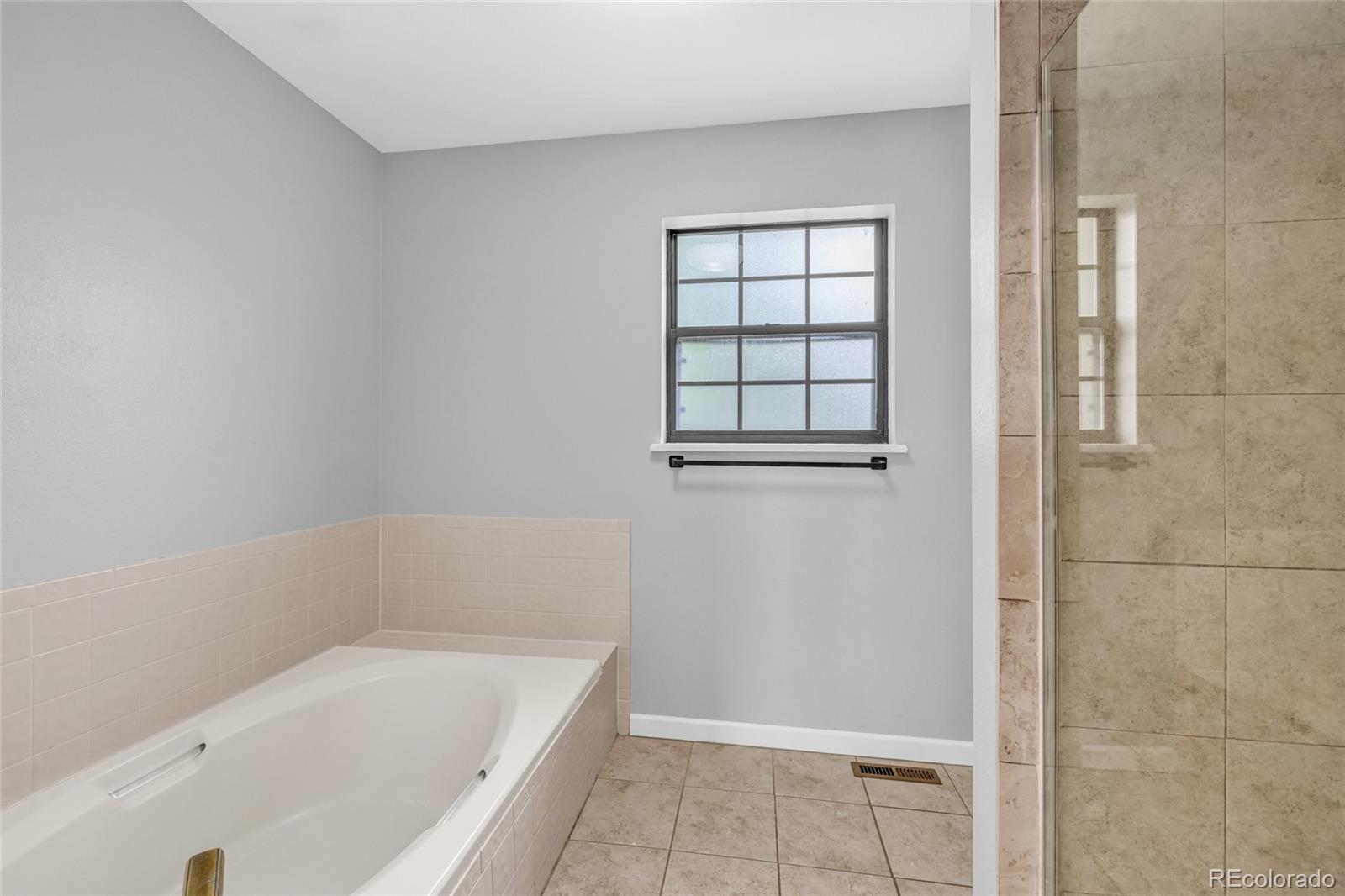 MLS Image #24 for 3963 w temple place,denver, Colorado