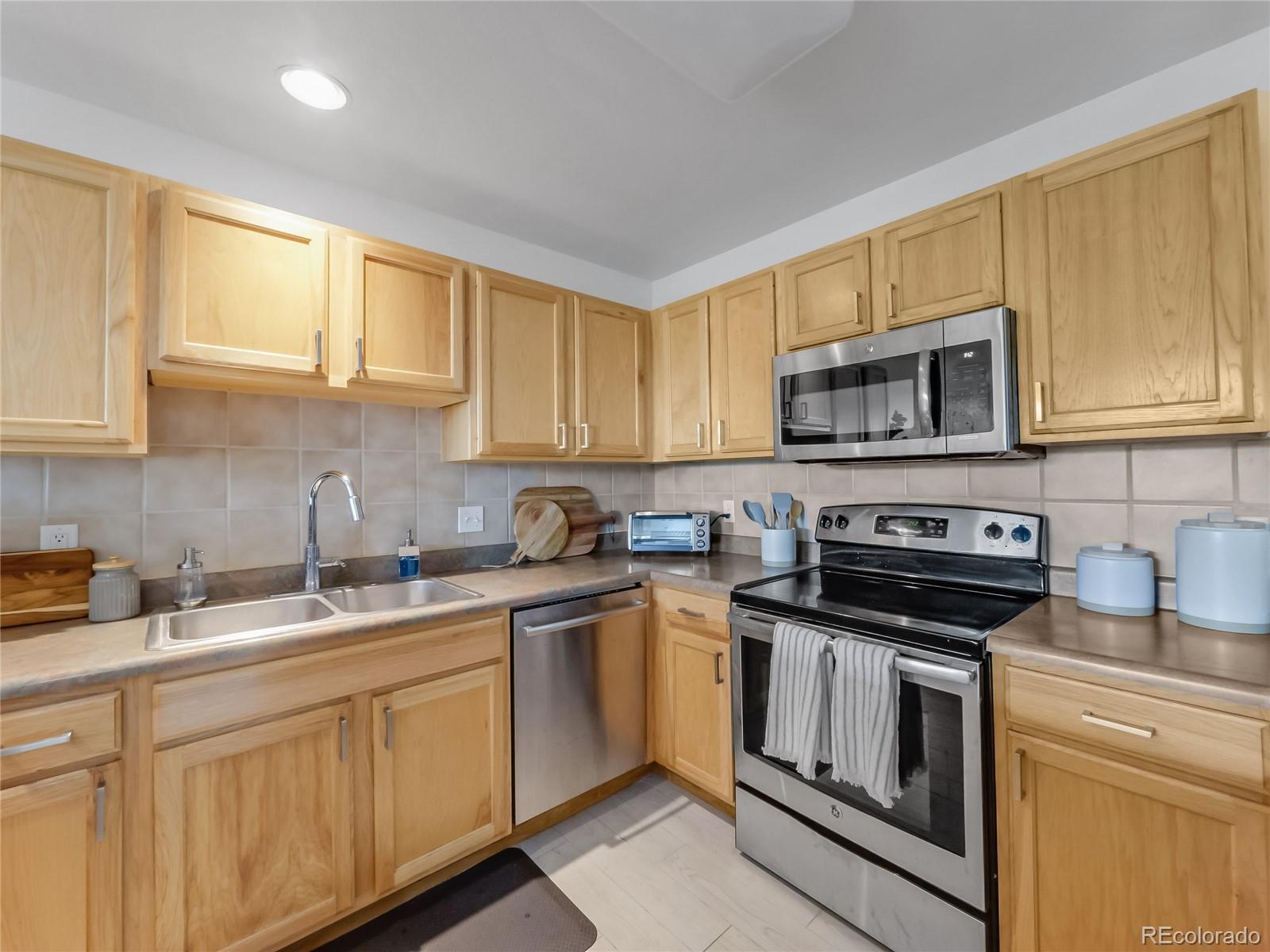 MLS Image #14 for 121  cydney lane,silverthorne, Colorado