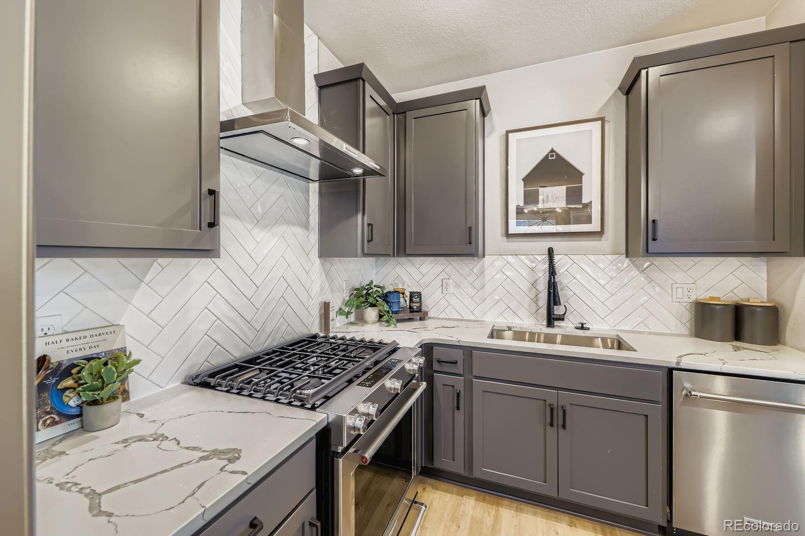 MLS Image #7 for 15336 w 69th drive,arvada, Colorado