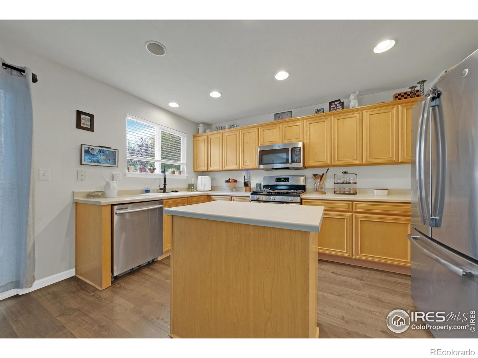 MLS Image #5 for 5292  goldfinch street,brighton, Colorado