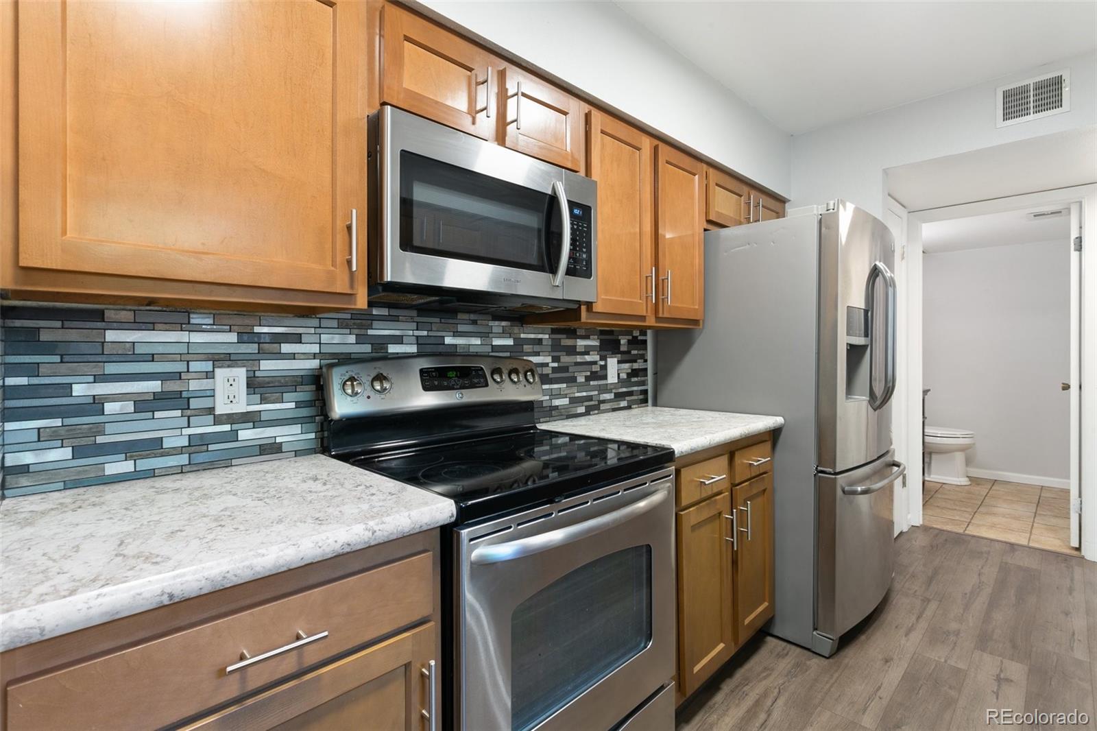 MLS Image #18 for 3330  templeton gap road,colorado springs, Colorado