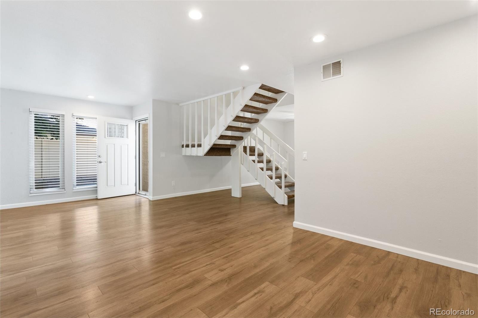 MLS Image #6 for 3330  templeton gap road,colorado springs, Colorado