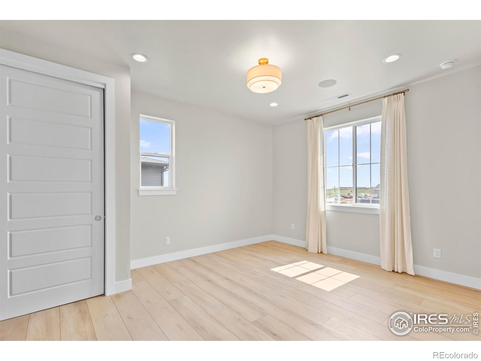 MLS Image #18 for 1728  center pivot drive,windsor, Colorado