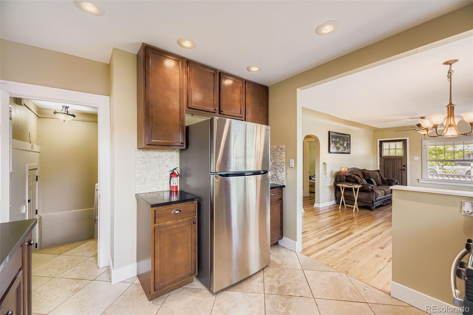 MLS Image #7 for 4159 s sherman street,englewood, Colorado