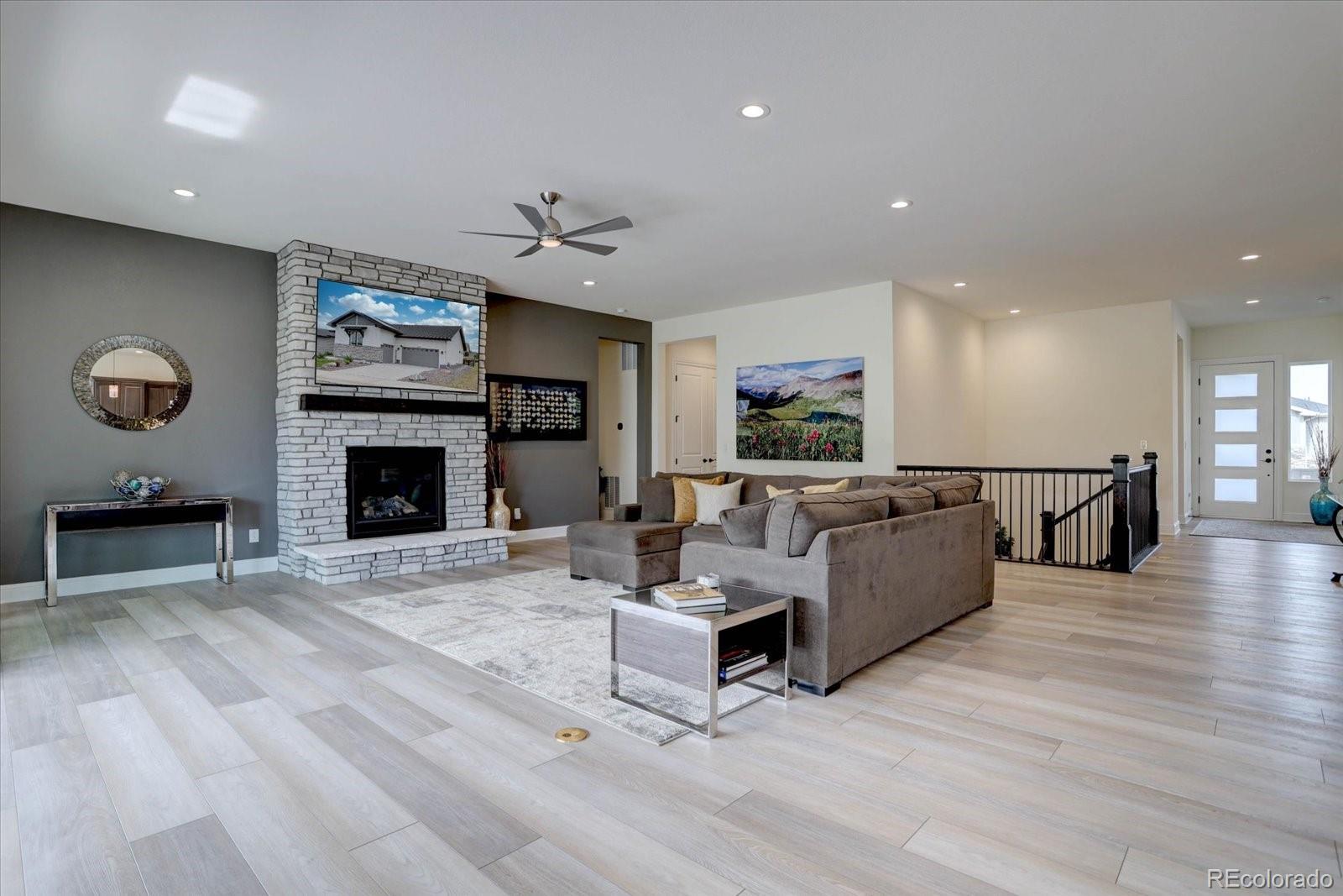 MLS Image #4 for 5492  woodroot point,castle rock, Colorado