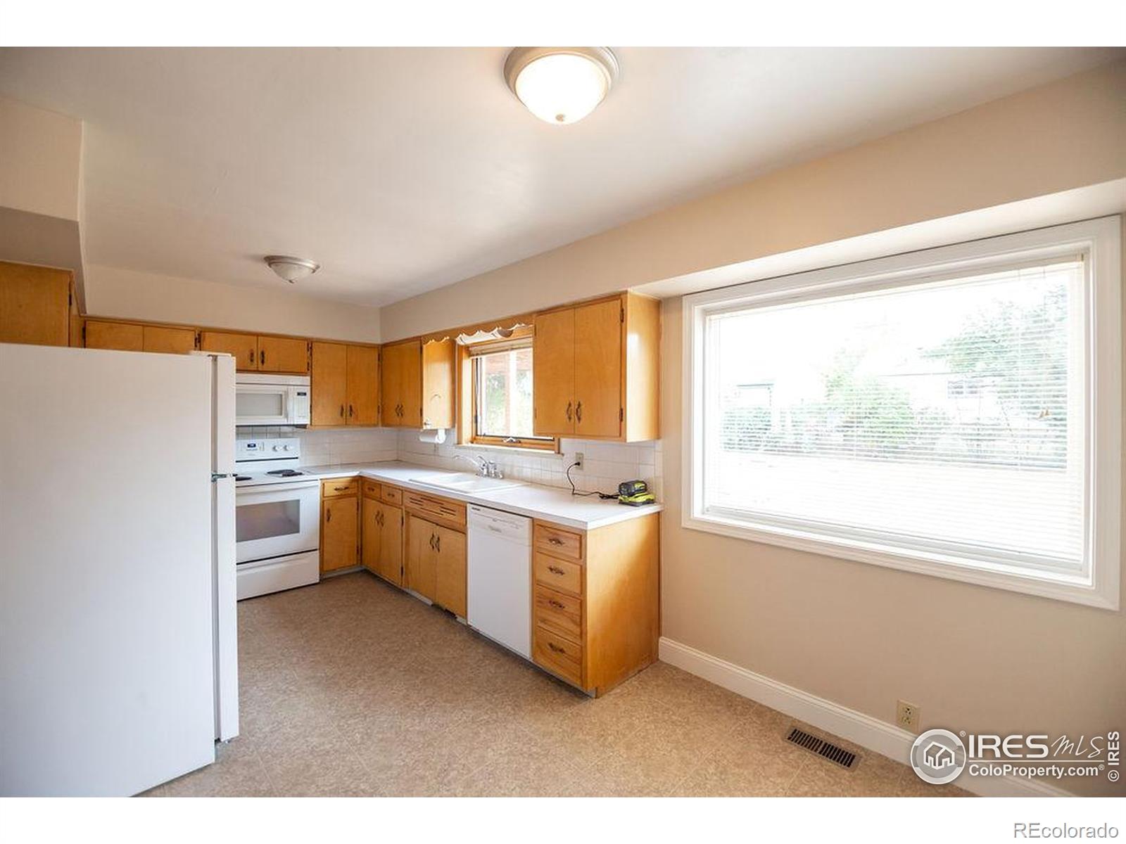 MLS Image #7 for 1305 w myrtle street,fort collins, Colorado