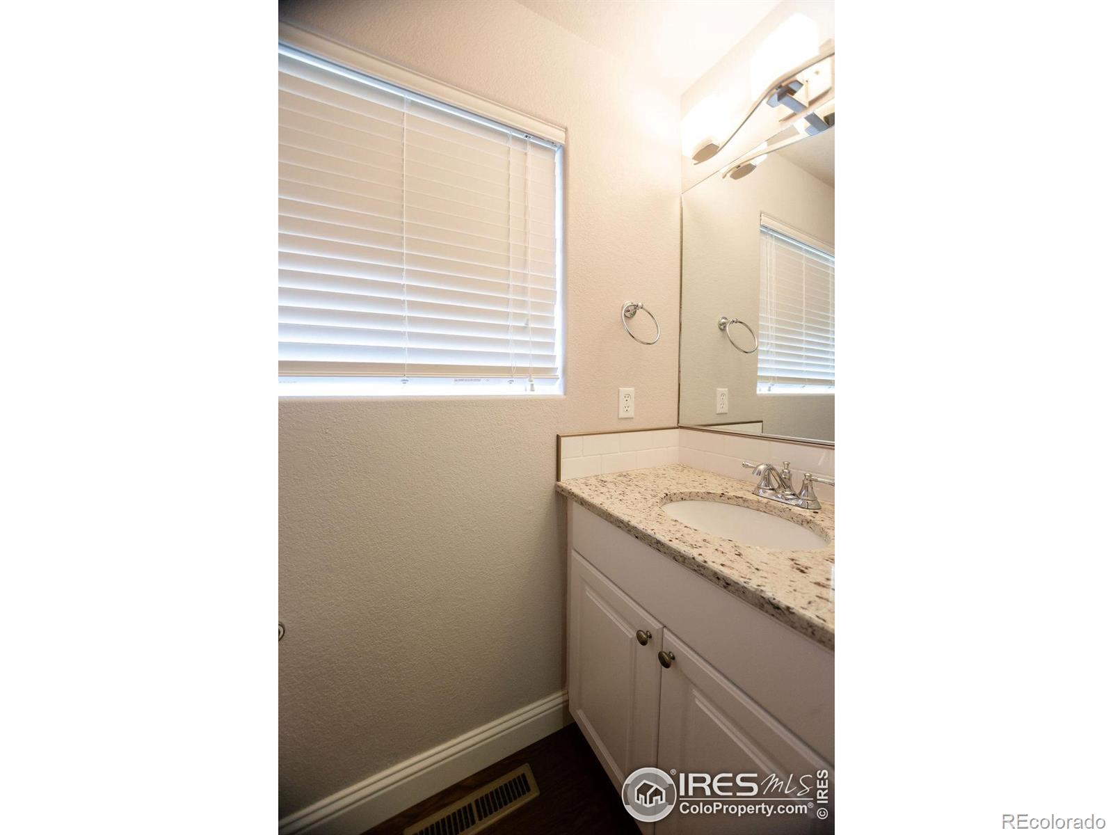 MLS Image #11 for 2032  glenmoor drive,fort collins, Colorado