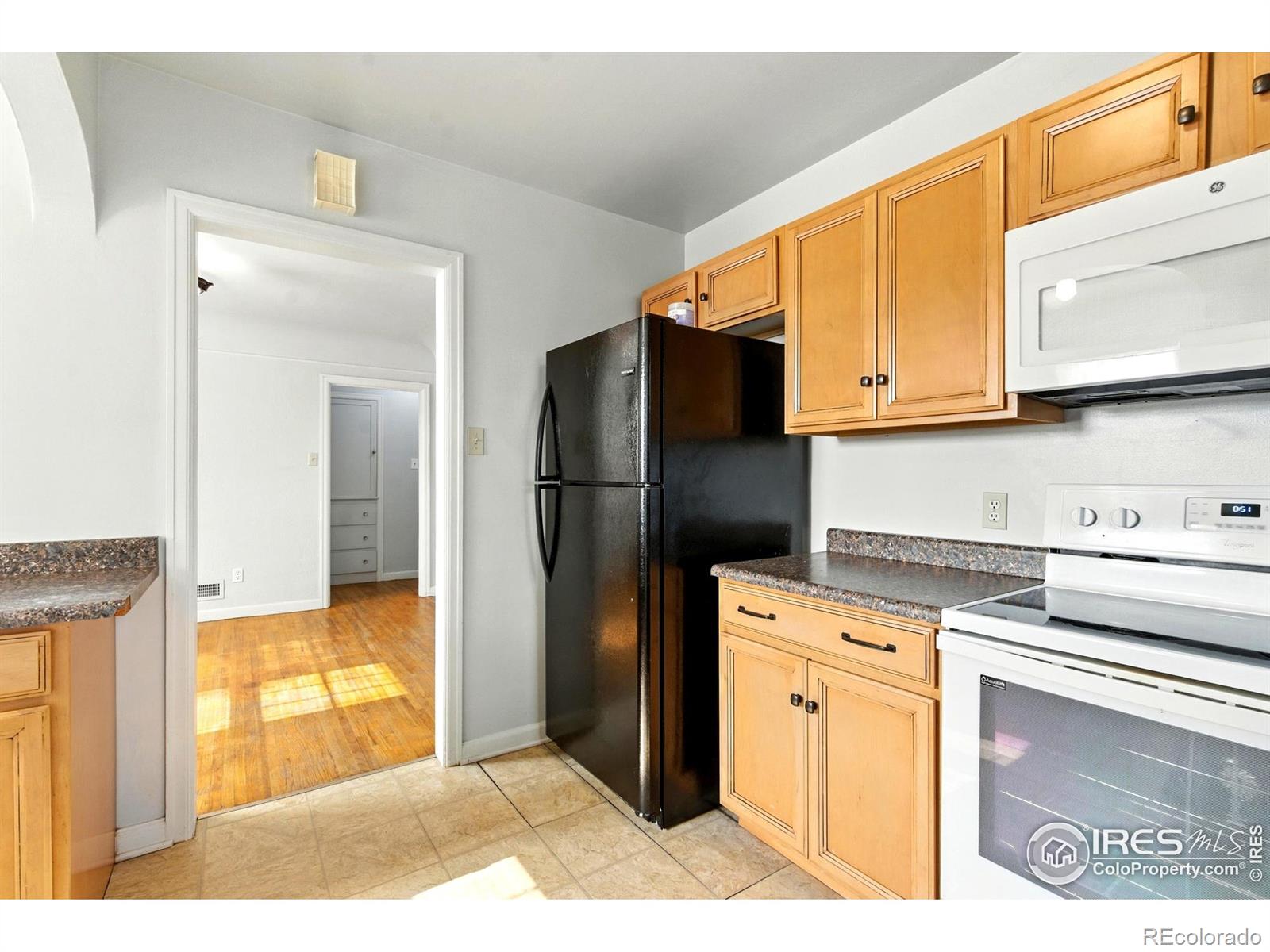 MLS Image #11 for 918  12th avenue,greeley, Colorado