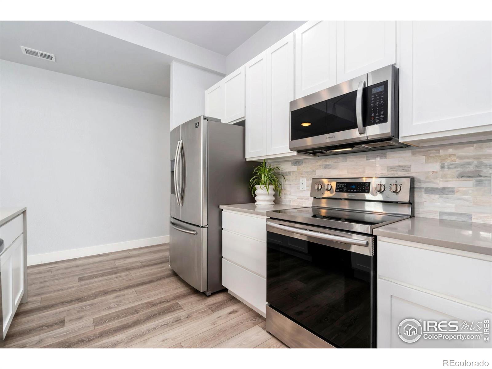 MLS Image #6 for 903  blondel street,fort collins, Colorado