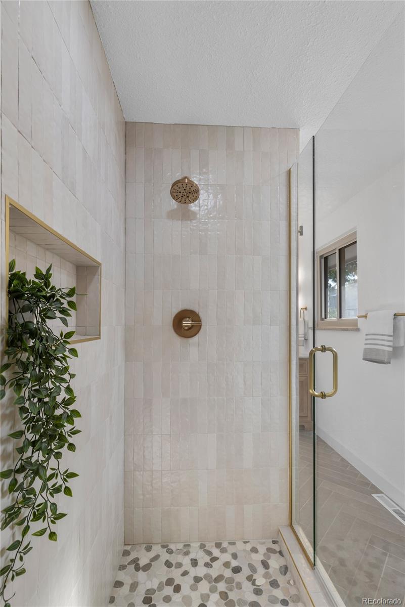 MLS Image #21 for 8633 w warren drive,lakewood, Colorado