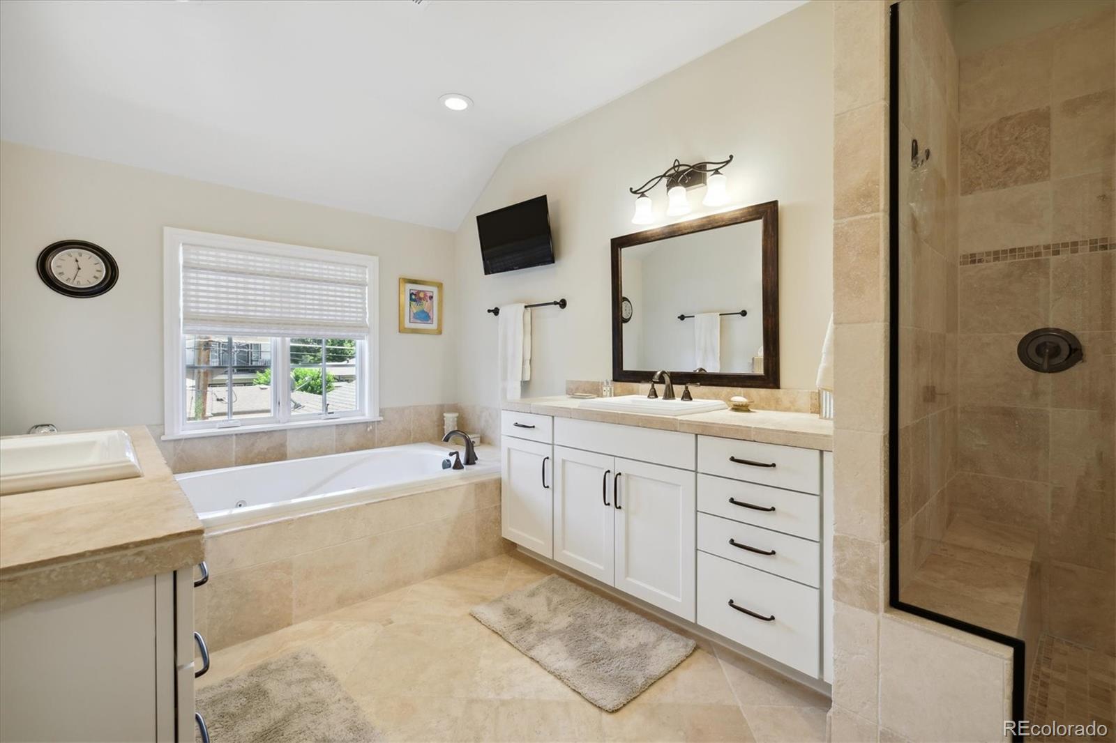 MLS Image #16 for 1124 s saint paul street,denver, Colorado