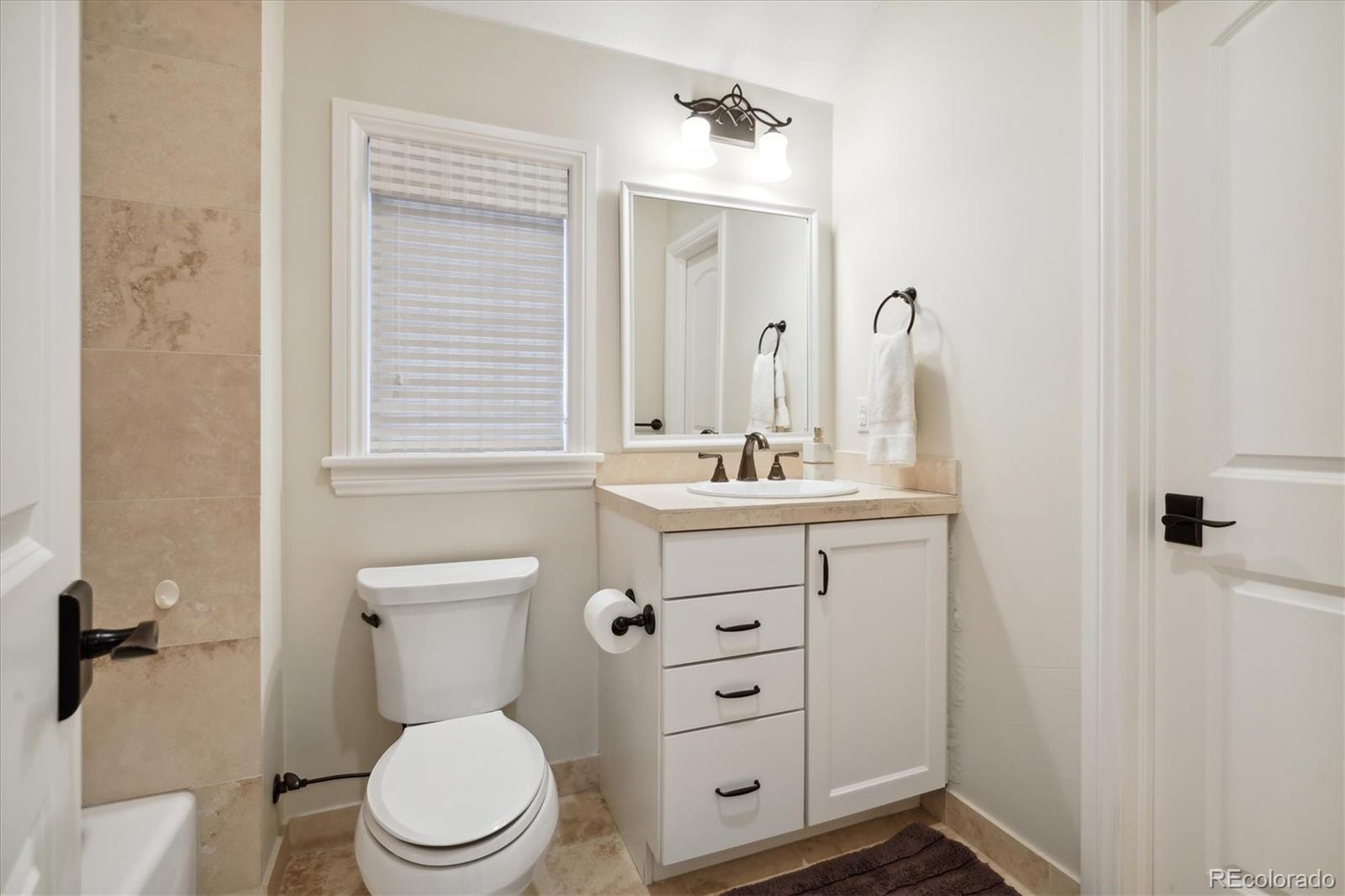 MLS Image #17 for 1124 s saint paul street,denver, Colorado