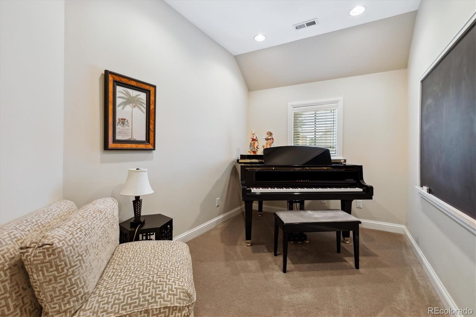 MLS Image #18 for 1124 s saint paul street,denver, Colorado