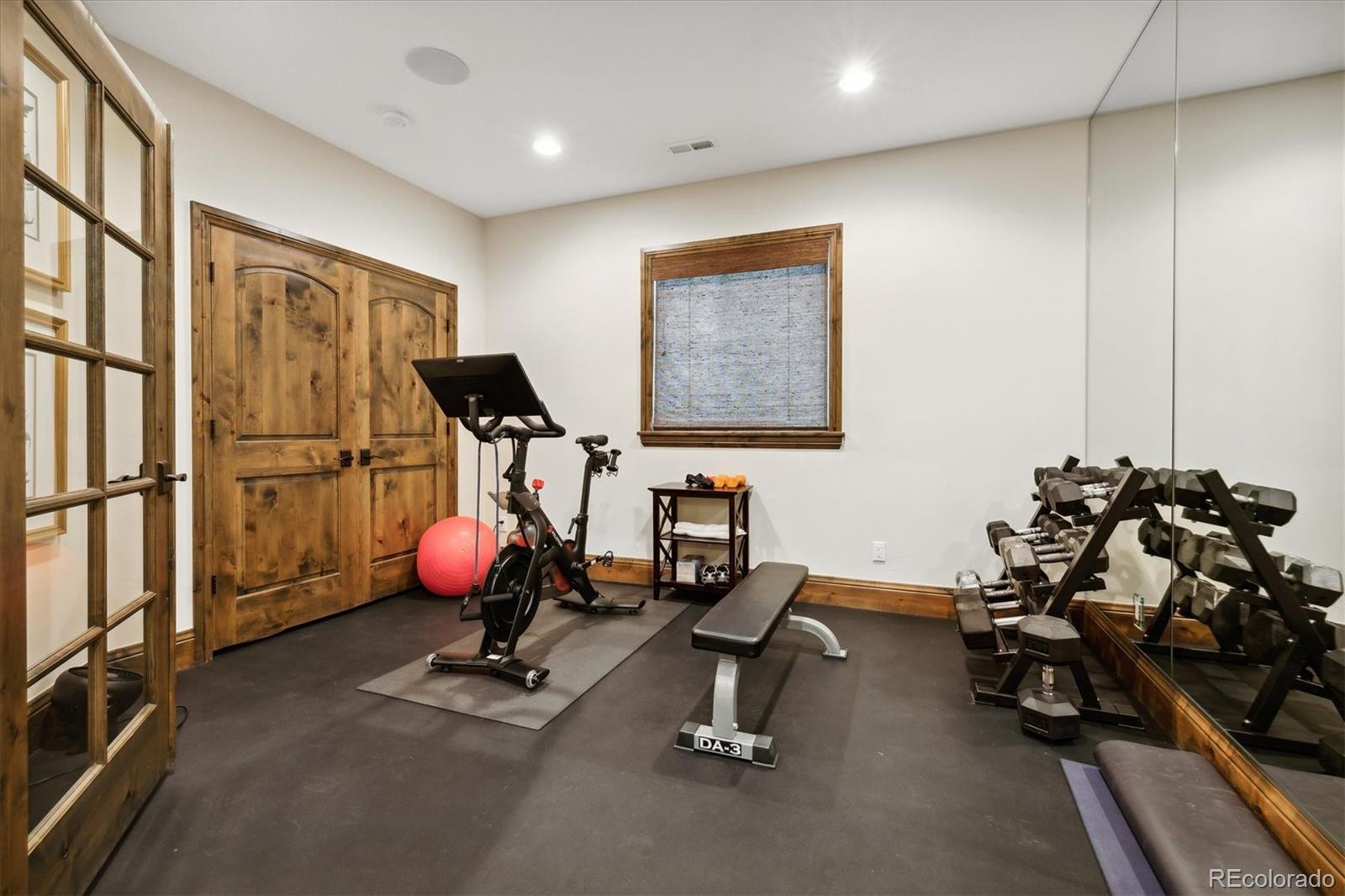 MLS Image #25 for 1124 s saint paul street,denver, Colorado