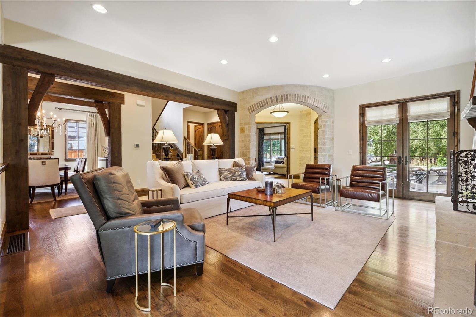 MLS Image #6 for 1124 s saint paul street,denver, Colorado
