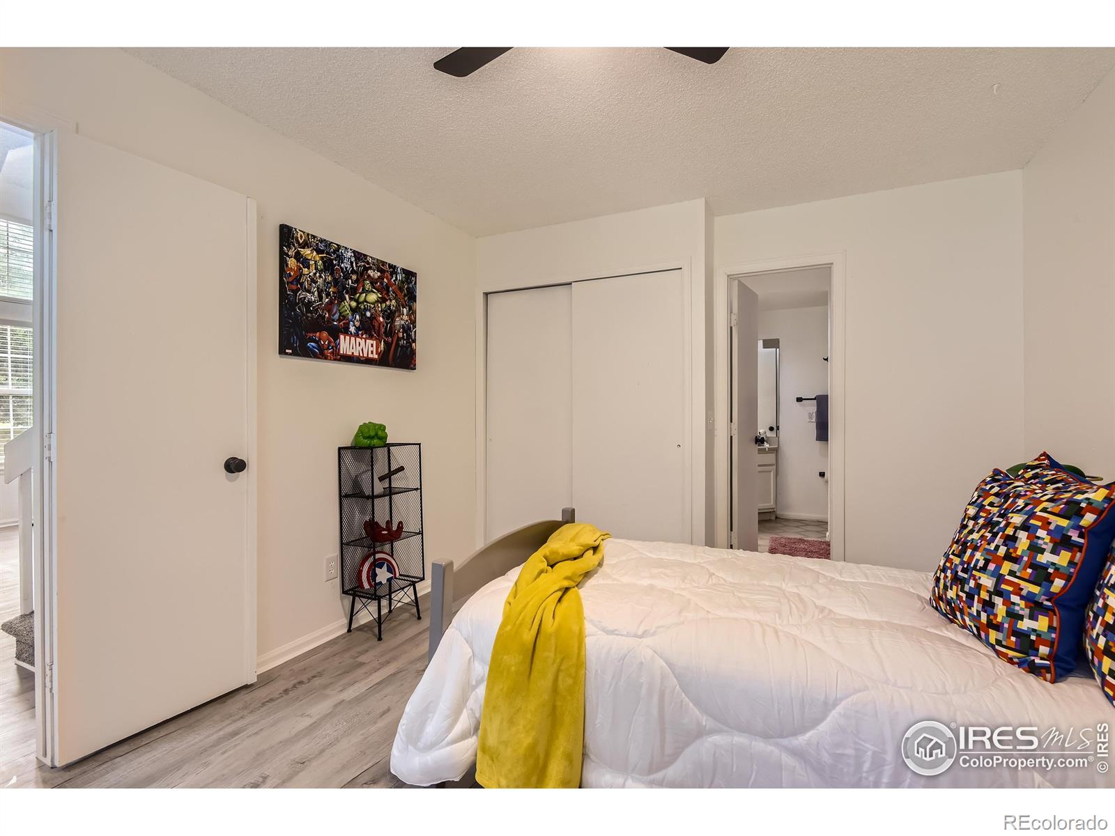 MLS Image #11 for 14129 e dickinson drive,aurora, Colorado