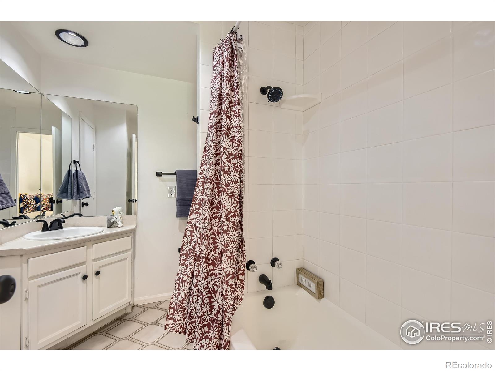 MLS Image #14 for 14129 e dickinson drive,aurora, Colorado
