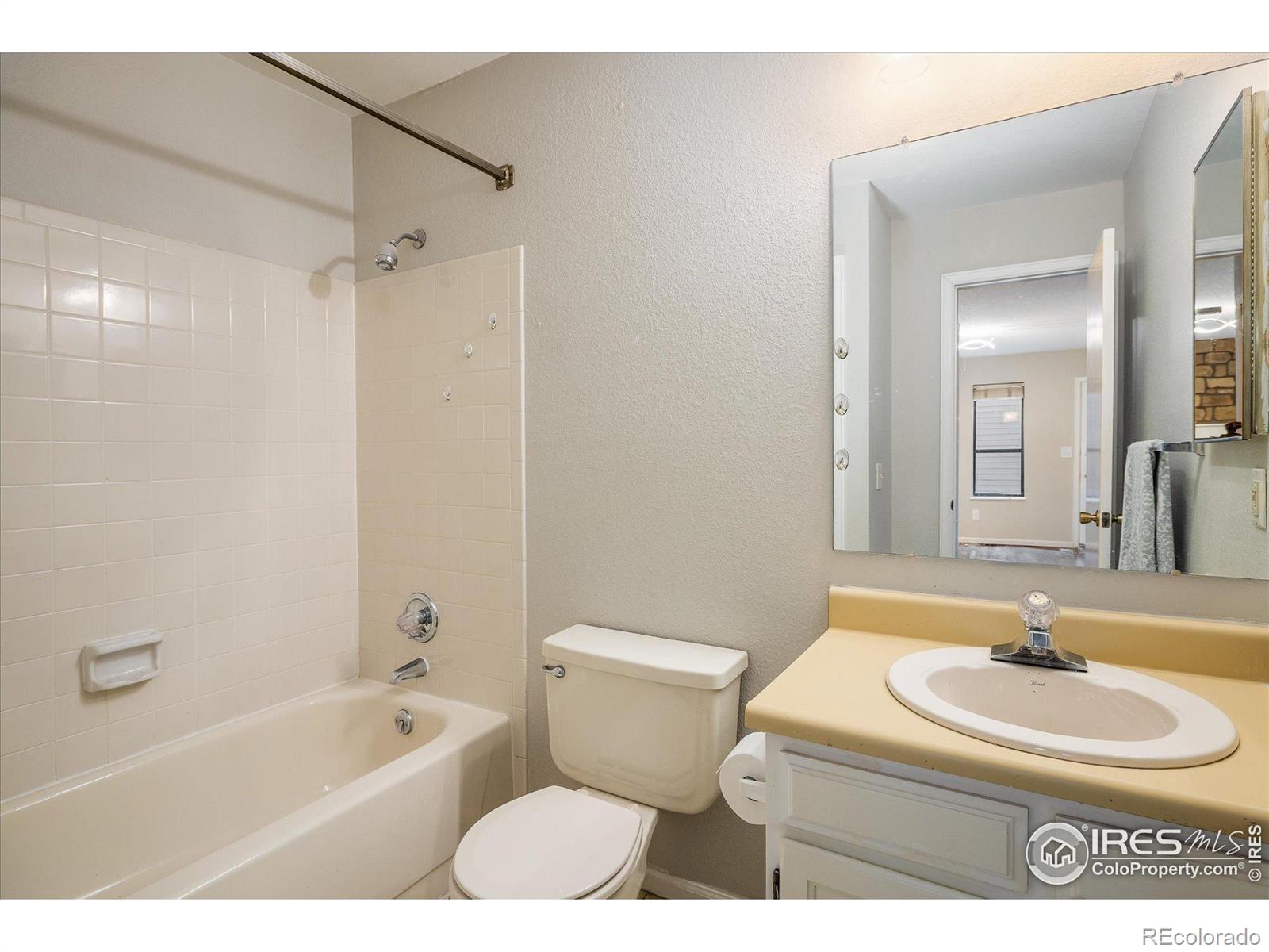 MLS Image #10 for 6233  willow lane,boulder, Colorado