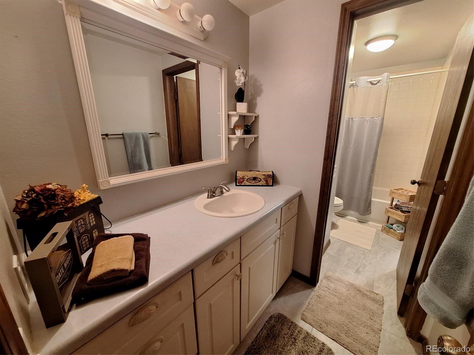 MLS Image #20 for 7505 w yale street,denver, Colorado