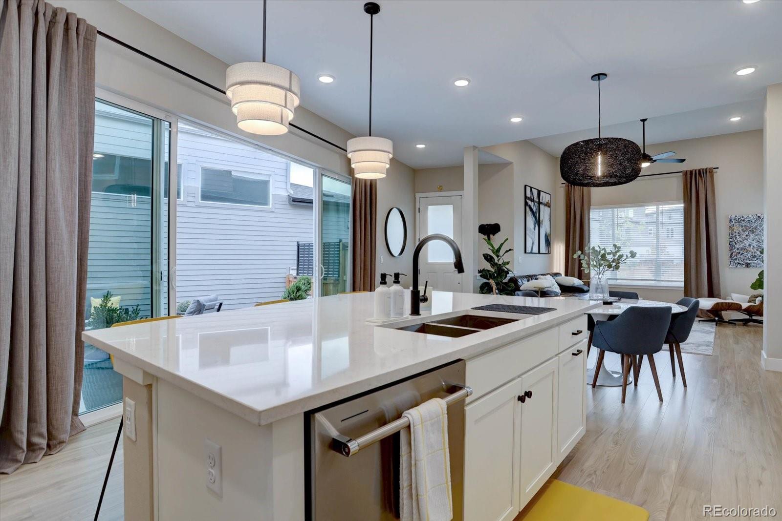 MLS Image #10 for 9958 e 63rd place,denver, Colorado