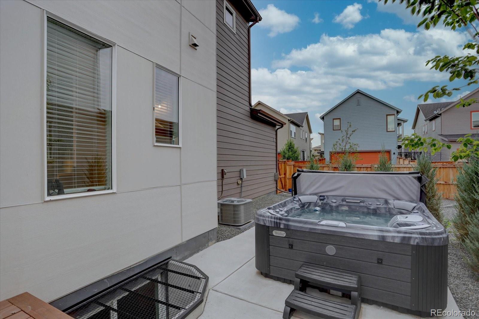 MLS Image #6 for 9958 e 63rd place,denver, Colorado