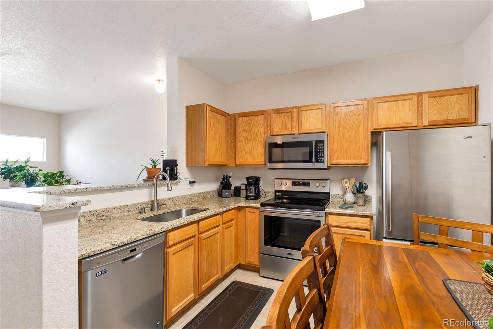 MLS Image #6 for 911 s zeno way,aurora, Colorado