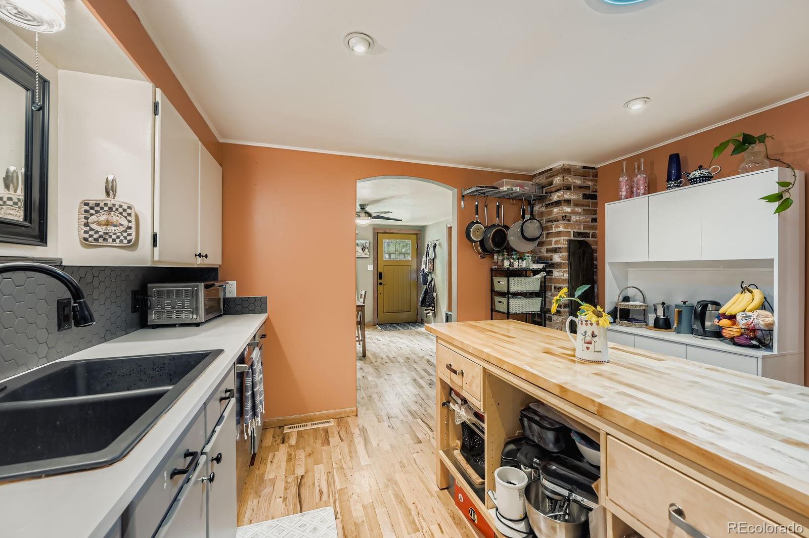 MLS Image #4 for 1026  gay street,longmont, Colorado