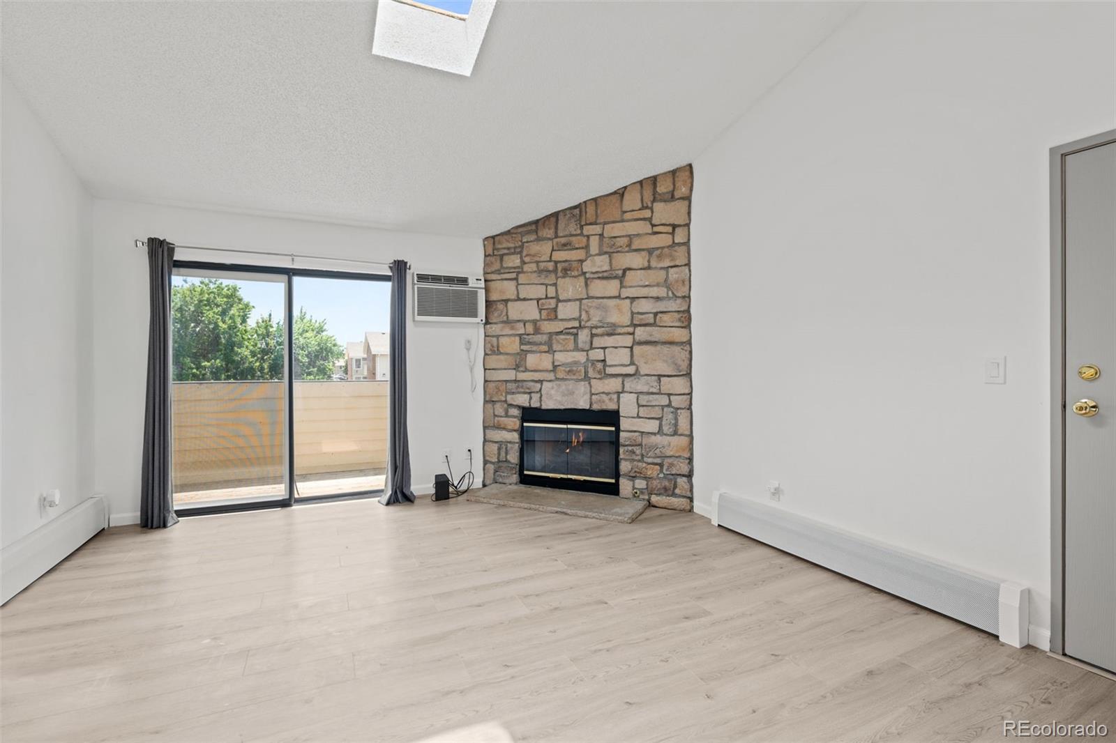 MLS Image #2 for 10150 e virginia avenue,denver, Colorado