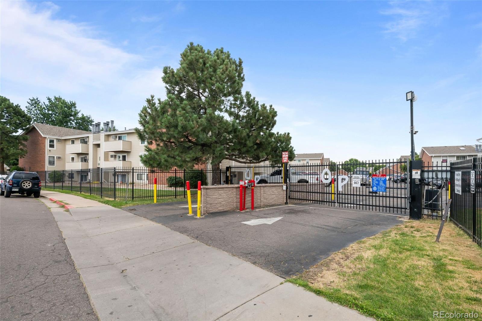 MLS Image #29 for 10150 e virginia avenue,denver, Colorado