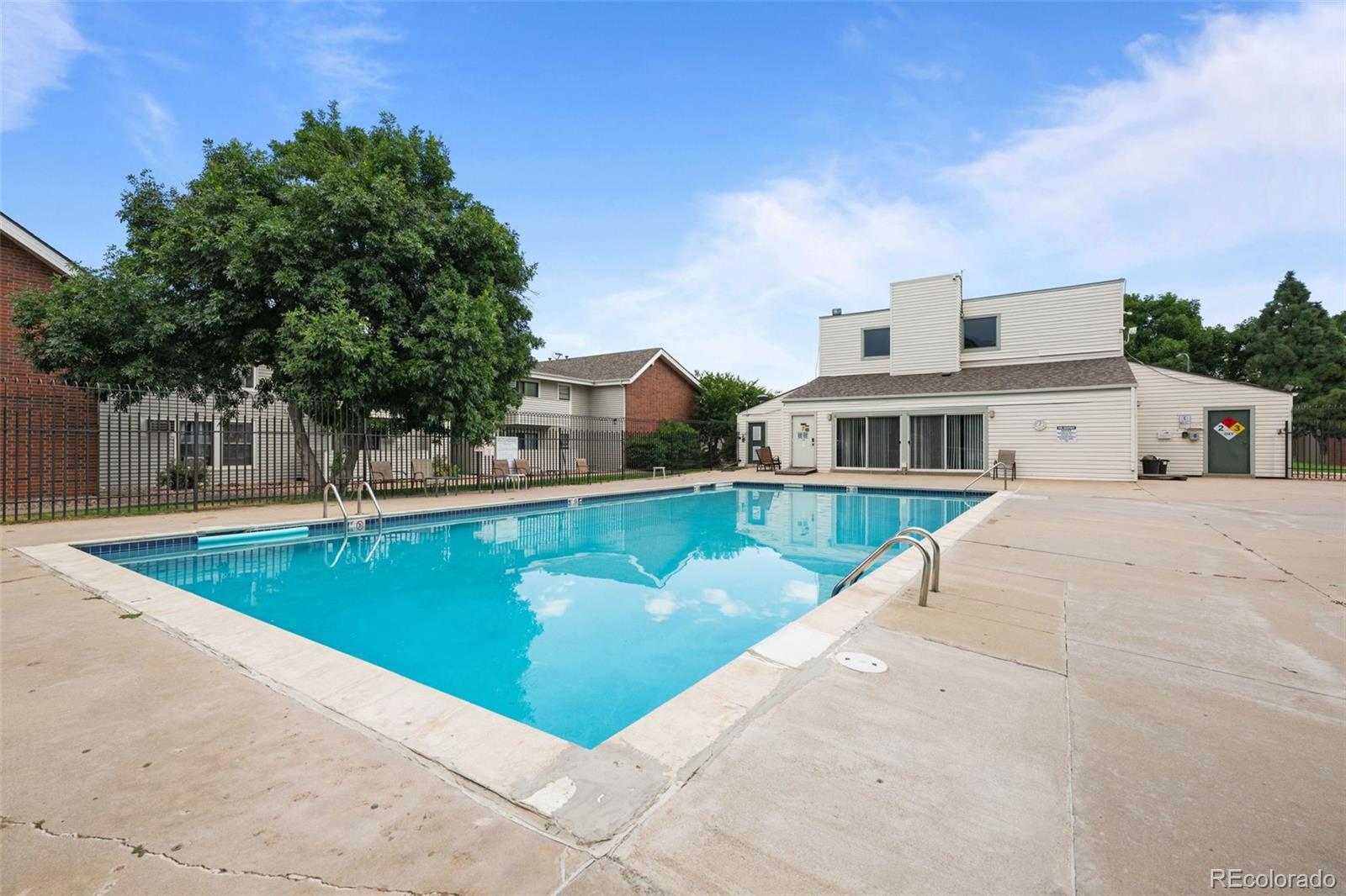 MLS Image #33 for 10150 e virginia avenue,denver, Colorado