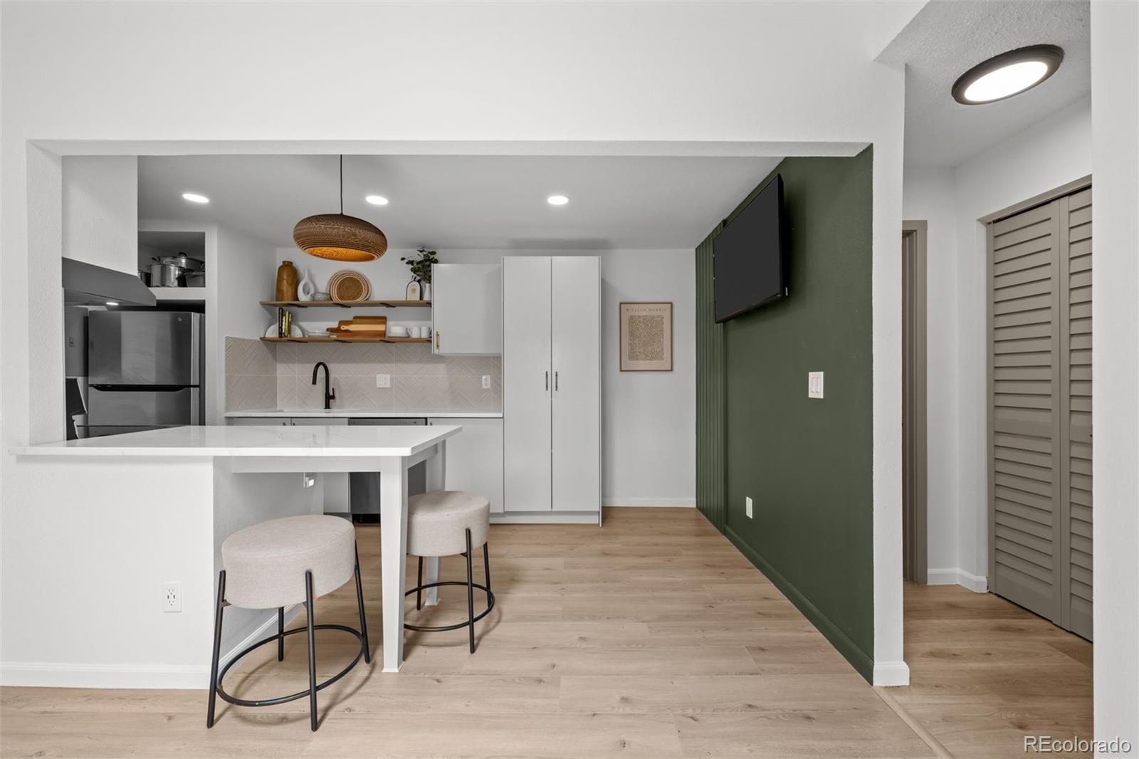 MLS Image #4 for 10150 e virginia avenue,denver, Colorado