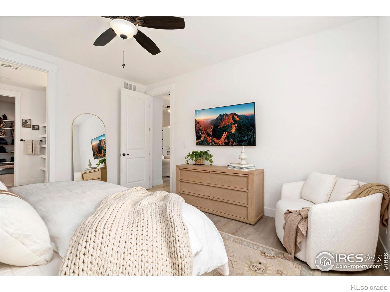 MLS Image #18 for 2903  windward way,fort collins, Colorado