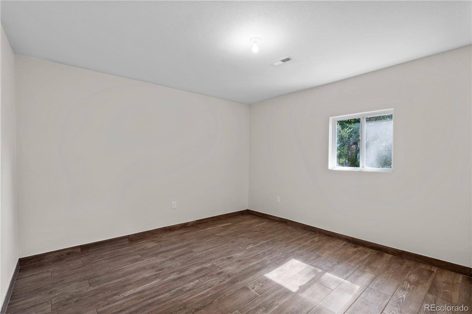 MLS Image #11 for 2027 e 14th street,pueblo, Colorado