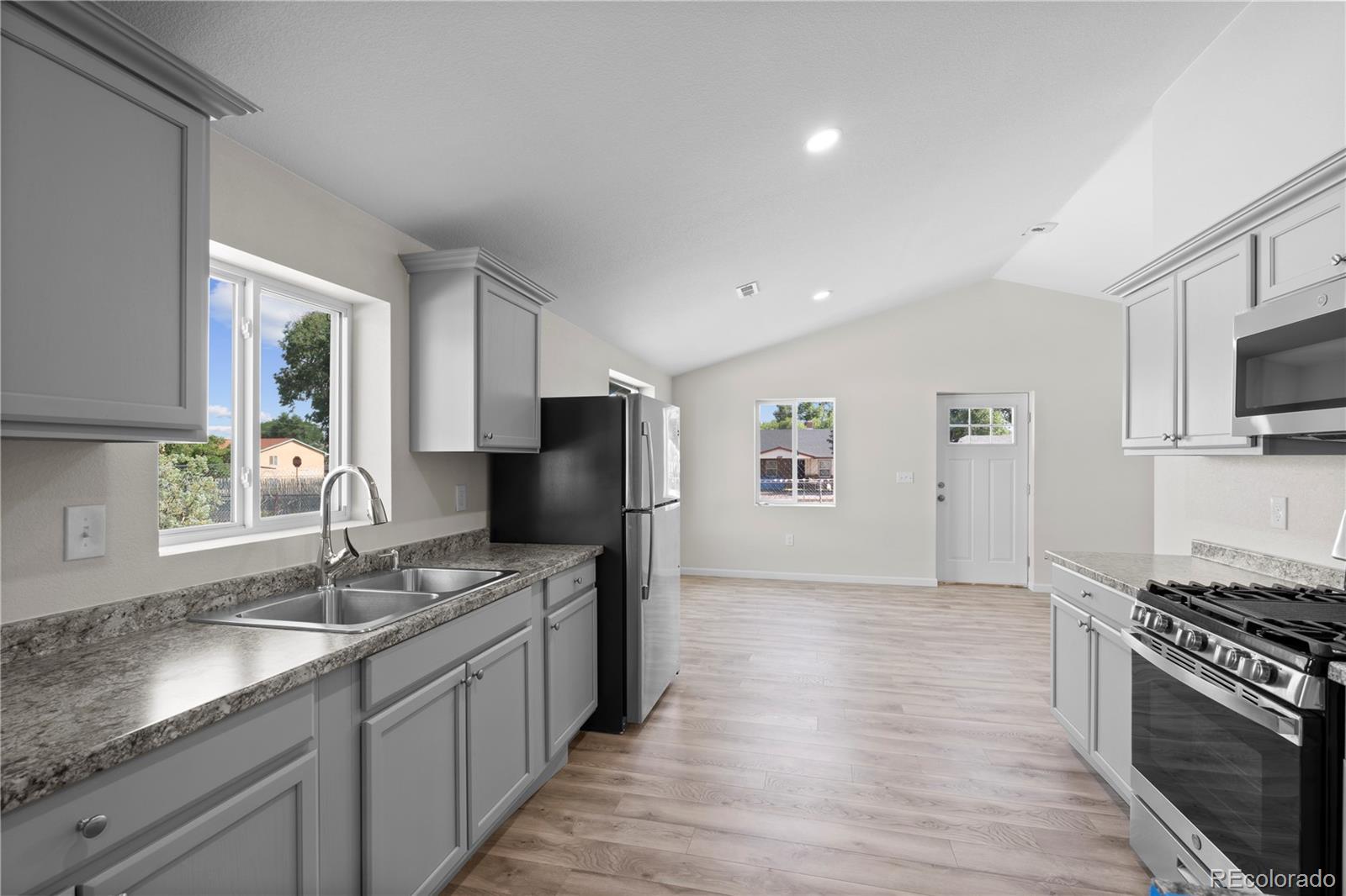 MLS Image #26 for 2027 e 14th street,pueblo, Colorado