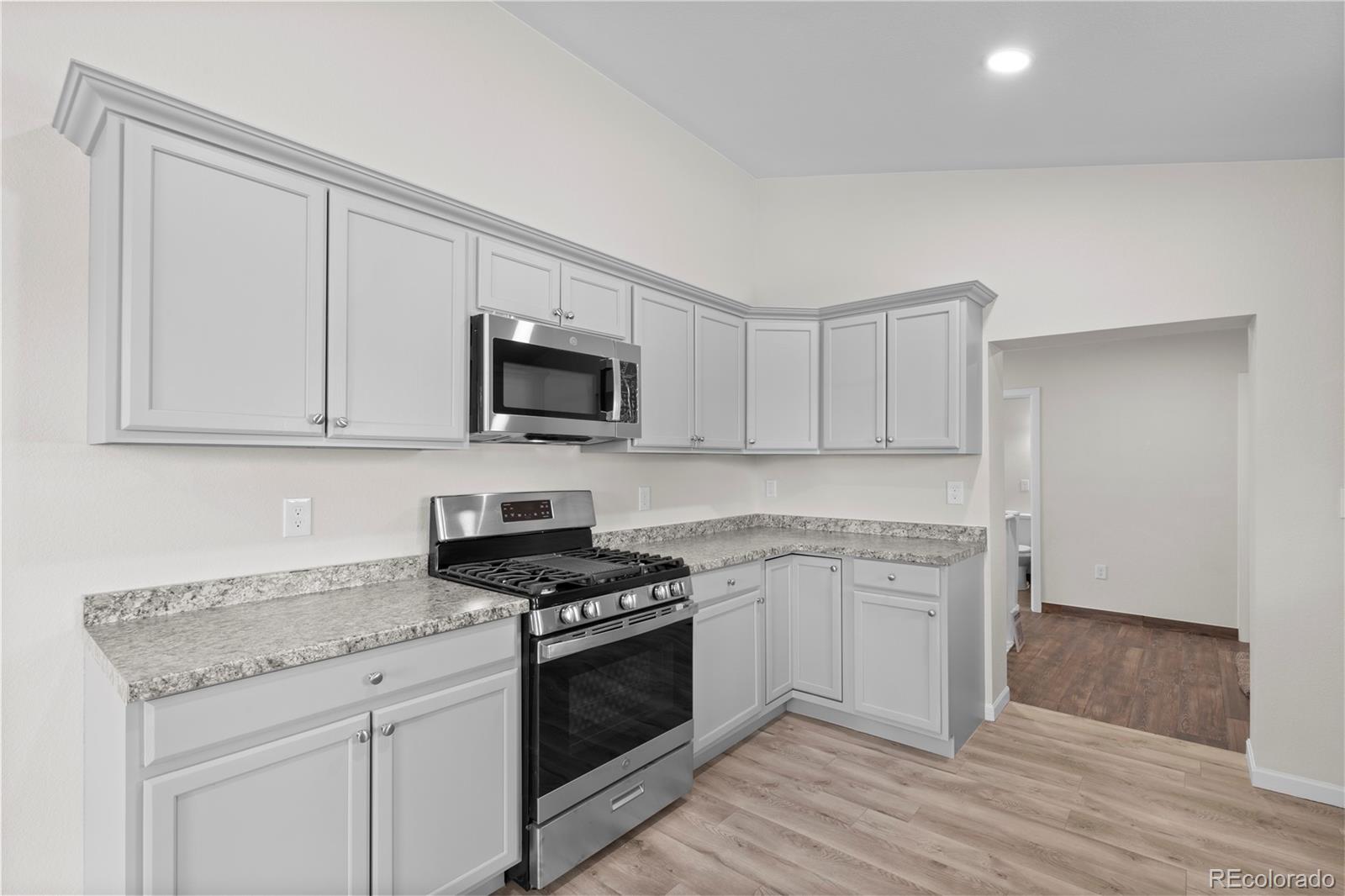MLS Image #27 for 2027 e 14th street,pueblo, Colorado