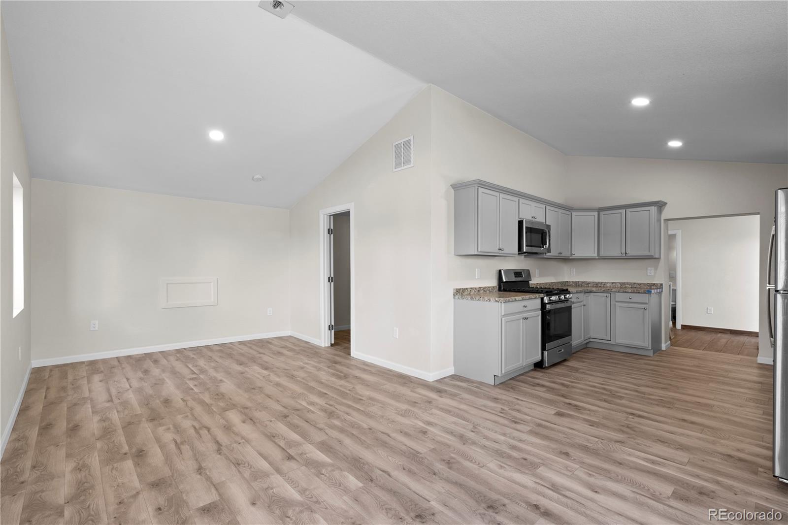 MLS Image #3 for 2027 e 14th street,pueblo, Colorado