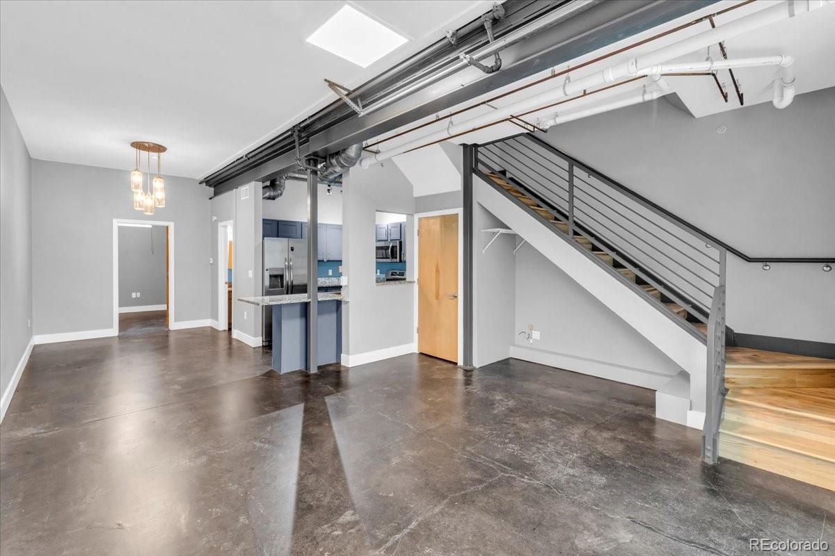 MLS Image #2 for 1421  oneida street,denver, Colorado