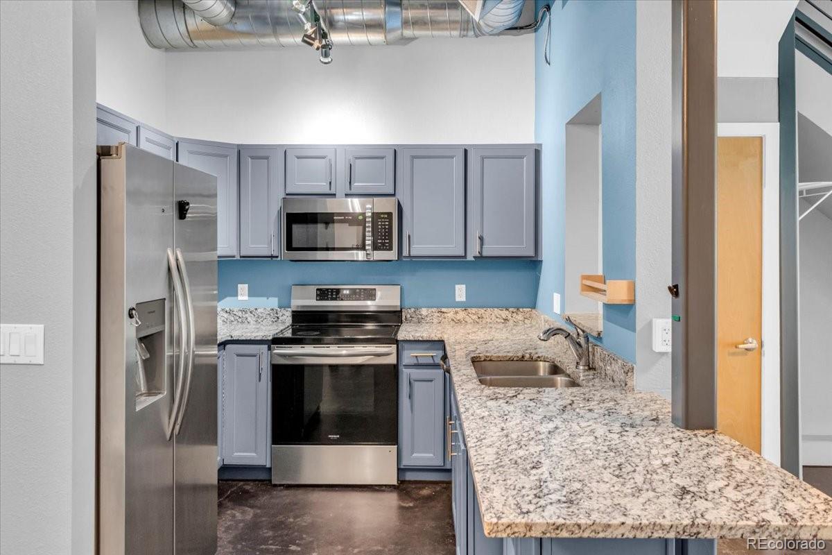 MLS Image #6 for 1421  oneida street,denver, Colorado