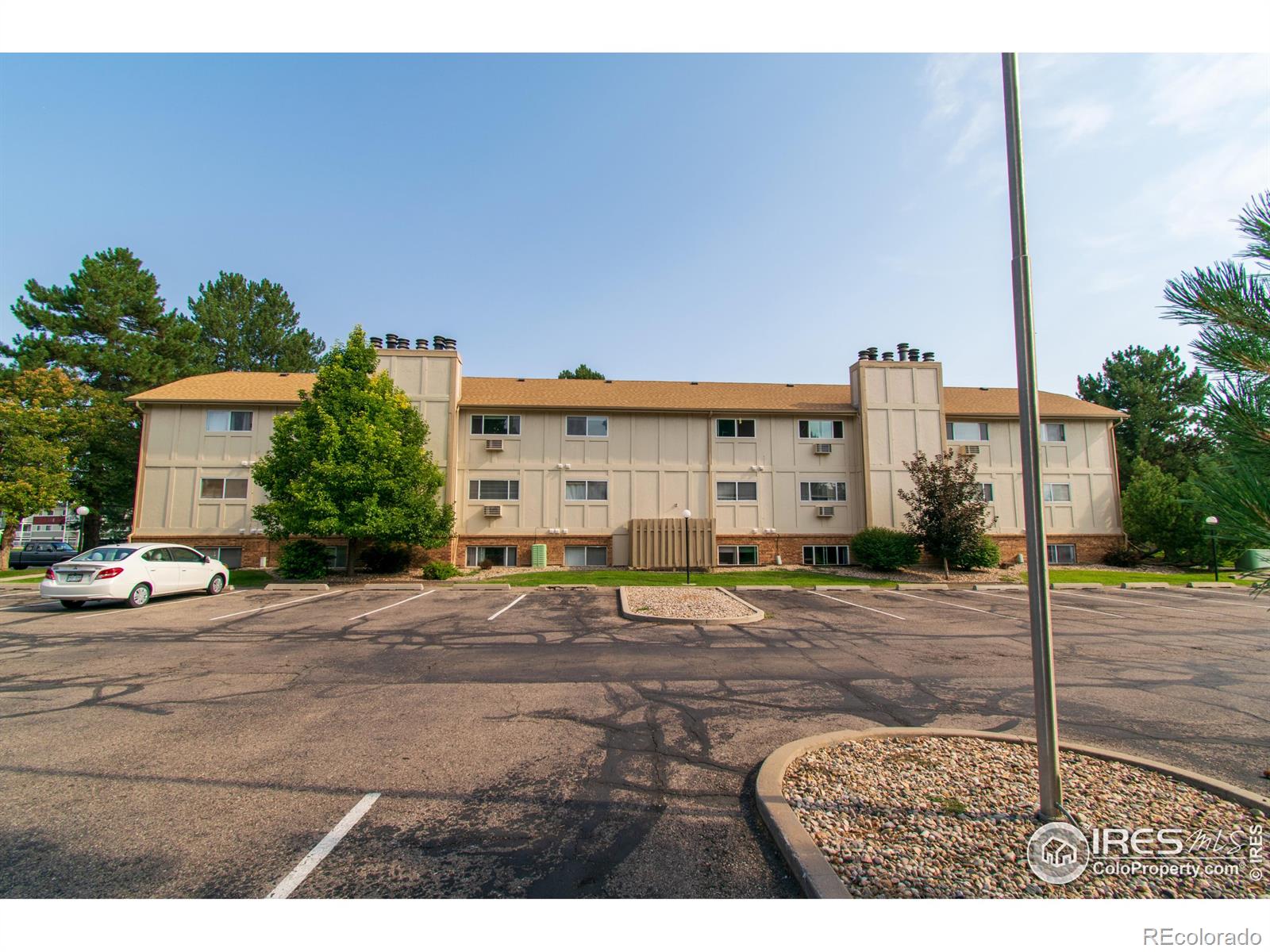 MLS Image #13 for 1024 e swallow road,fort collins, Colorado