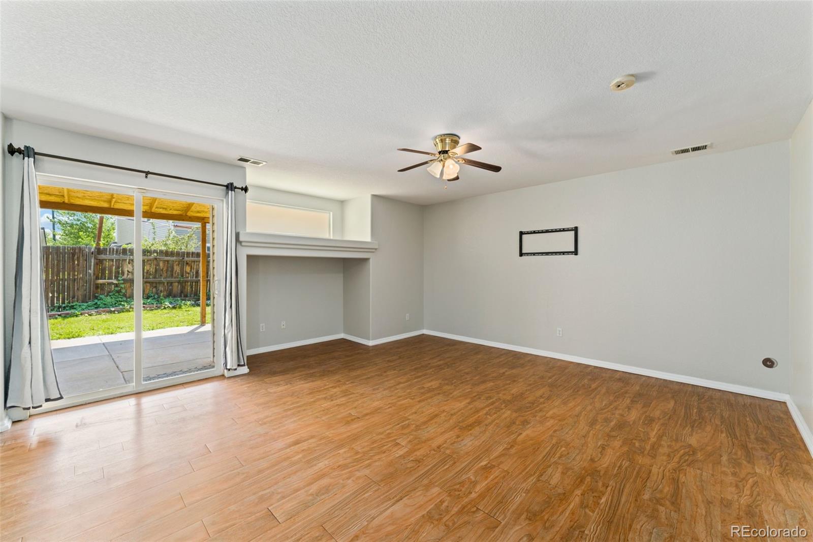 MLS Image #12 for 3880 n jebel street,denver, Colorado