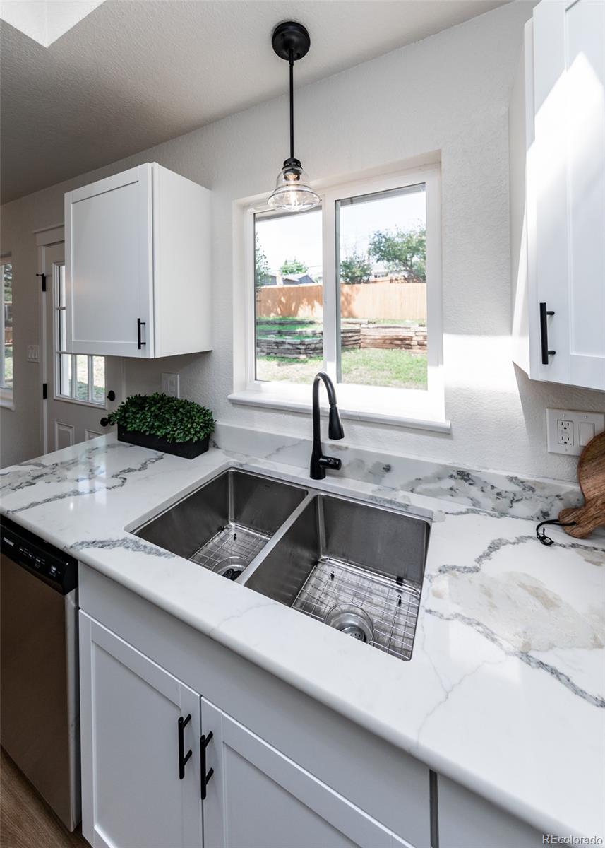 MLS Image #14 for 726 e paradise lane,colorado springs, Colorado