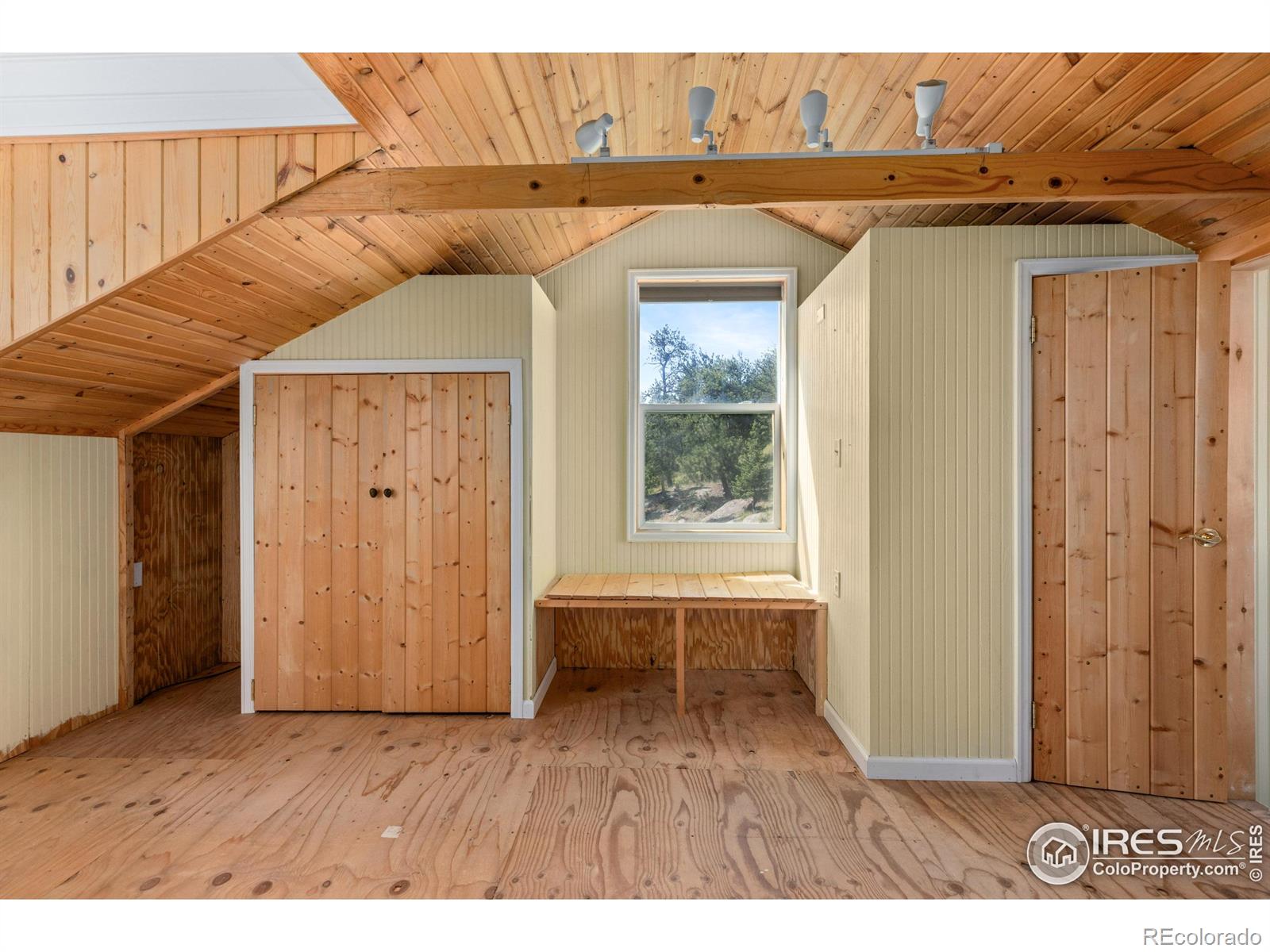 MLS Image #20 for 986  easton road,lyons, Colorado