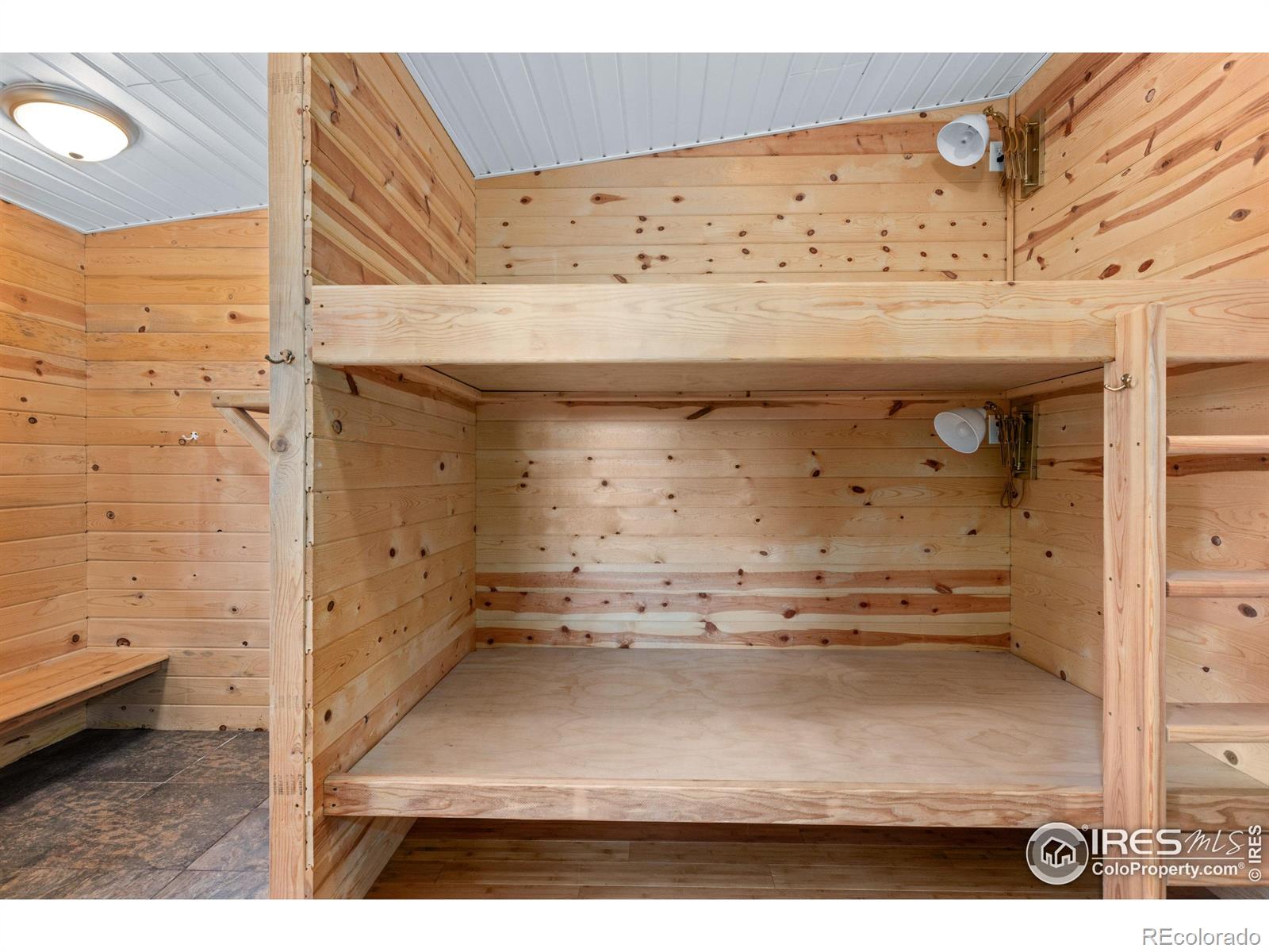 MLS Image #22 for 986  easton road,lyons, Colorado