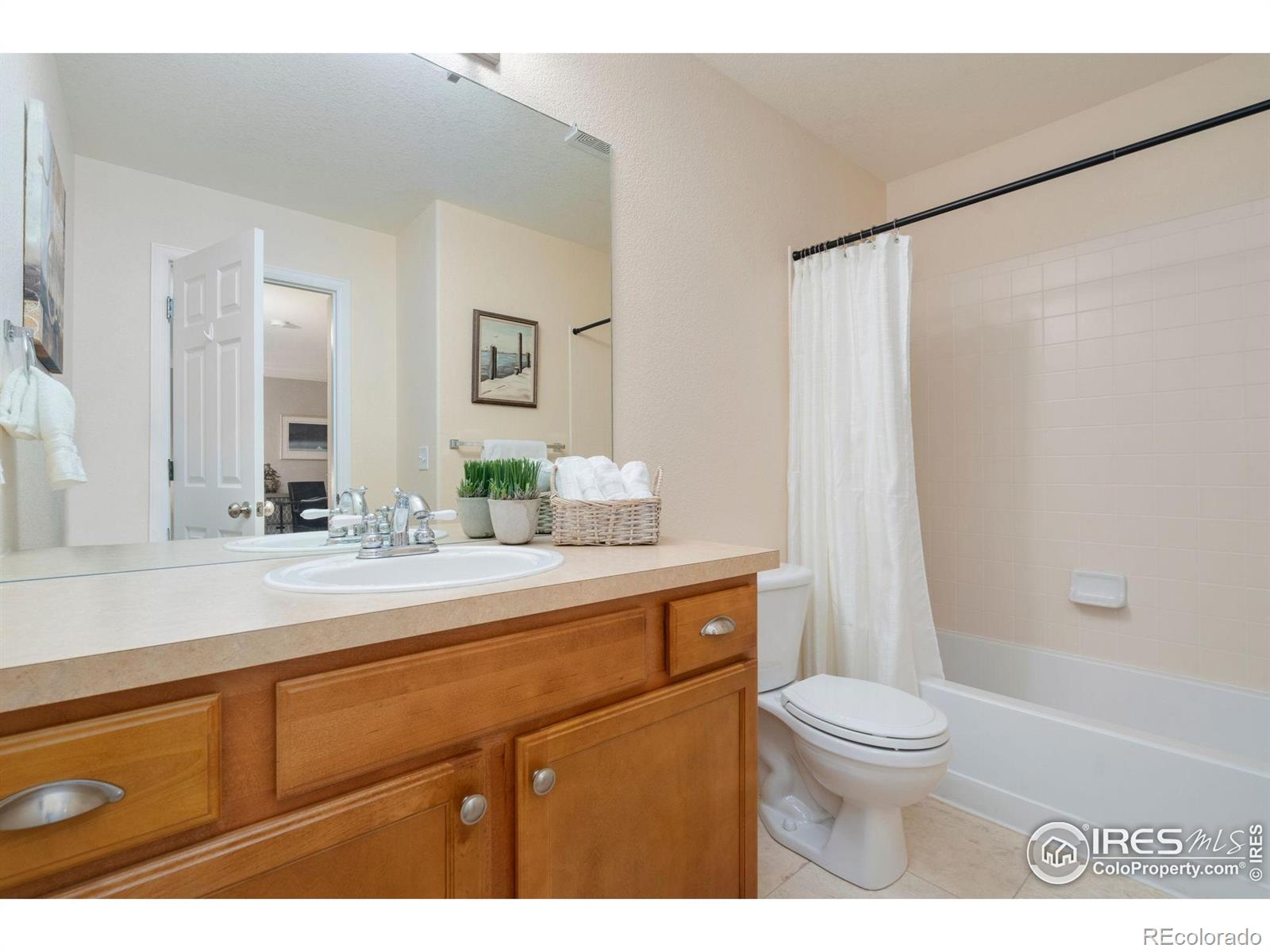 MLS Image #22 for 2949  new castle drive,loveland, Colorado