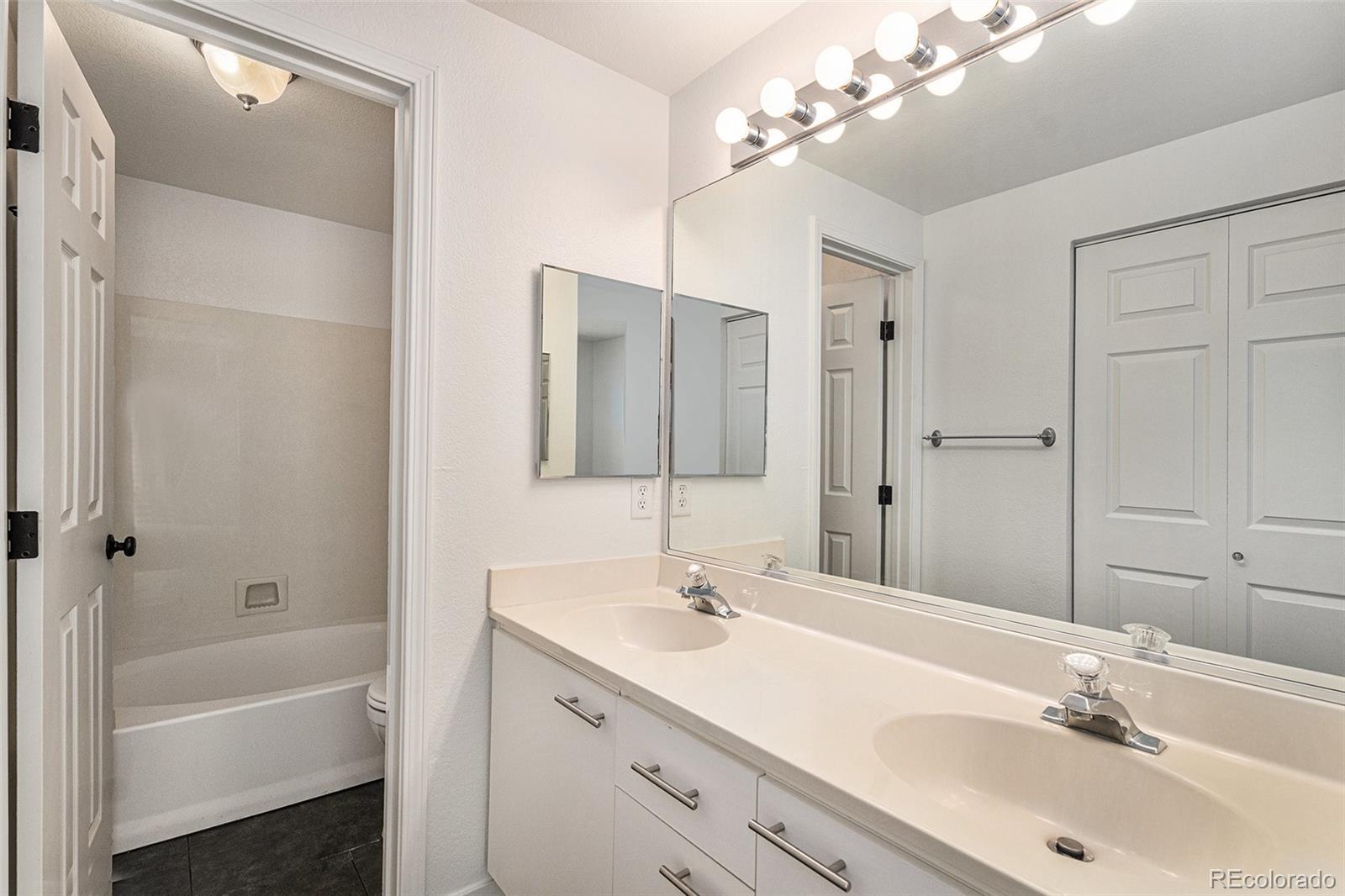 MLS Image #15 for 8737 e dry creek road,englewood, Colorado