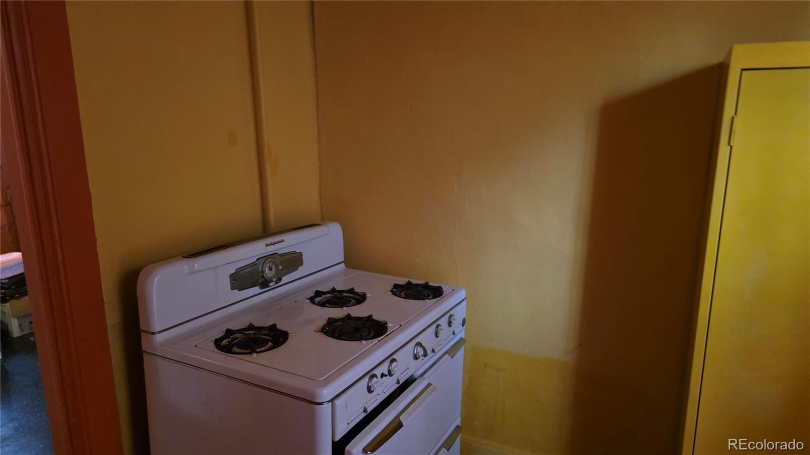 MLS Image #4 for 2410 w 36th avenue,denver, Colorado