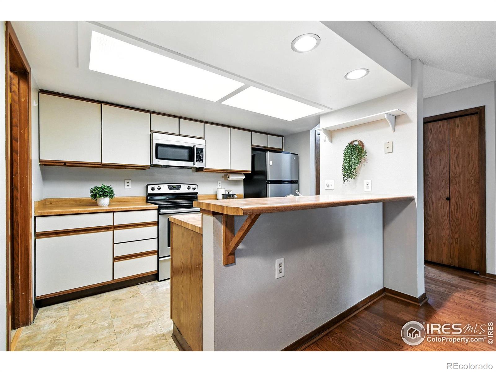 MLS Image #4 for 2960  shadow creek drive,boulder, Colorado